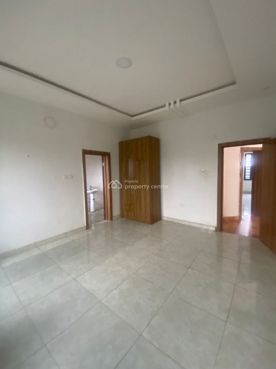 an Executive Two Bedroom Flat, Ashela Estate Ogombo Off Abraham Adesanya Estate, Lekki, Lagos, Flat / Apartment for Rent