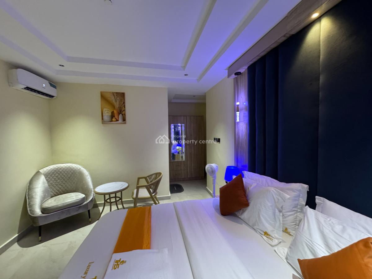 1 Bedroom, Ago Palace, Isolo, Lagos, Flat / Apartment Short Let