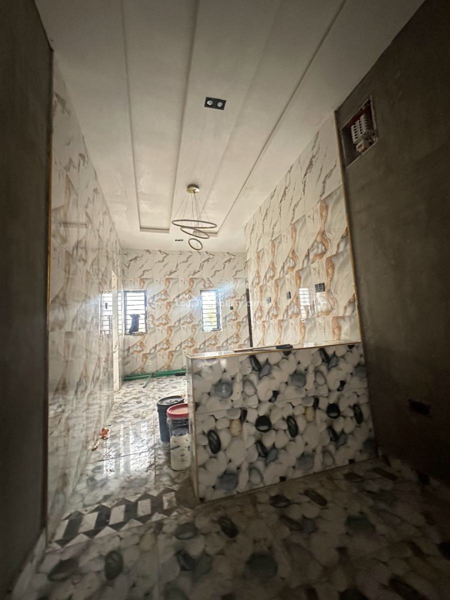 Luxury & Spacious Smart 3 Bedroom with a Bq & Swimming Pool, Dss Quarters Estate, Ile - Tuntun Estate. Off Nihort,jericho Extension, Ibadan, Oyo, Detached Bungalow for Sale
