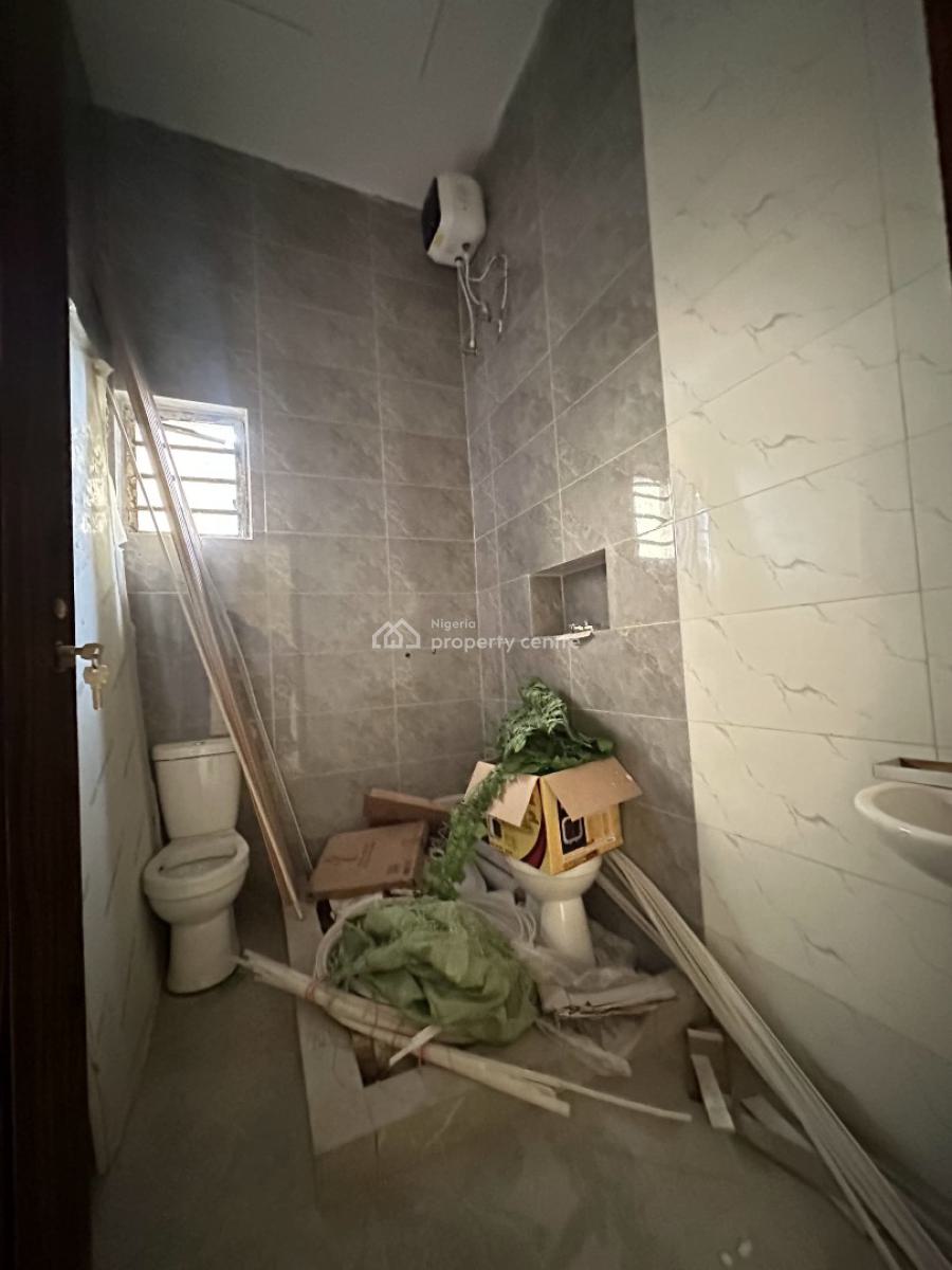 a Spacious and Smart Three Bedroom Bungalow with a Bq, Ile Tuntun Estate, Off Nihort. Jericho Extension, Ibadan, Oyo, Detached Bungalow for Sale