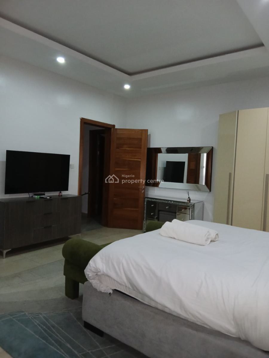 Semi-furnished 4-bedroom Terrace, Old Ikoyi, Ikoyi, Lagos, Terraced Duplex for Sale