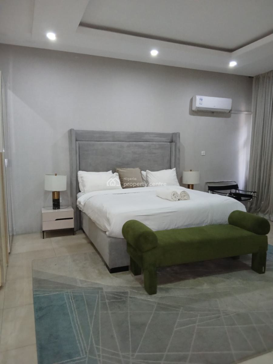 Semi-furnished 4-bedroom Terrace, Old Ikoyi, Ikoyi, Lagos, Terraced Duplex for Sale