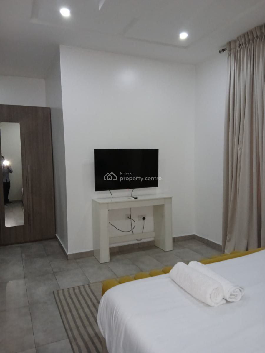Semi-furnished 4-bedroom Terrace, Old Ikoyi, Ikoyi, Lagos, Terraced Duplex for Sale