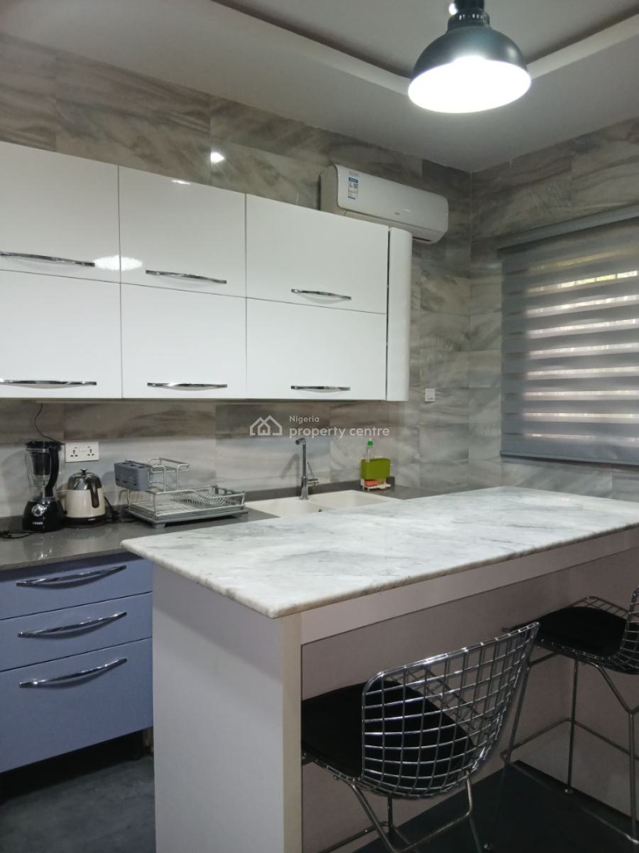 Semi-furnished 4-bedroom Terrace, Old Ikoyi, Ikoyi, Lagos, Terraced Duplex for Sale