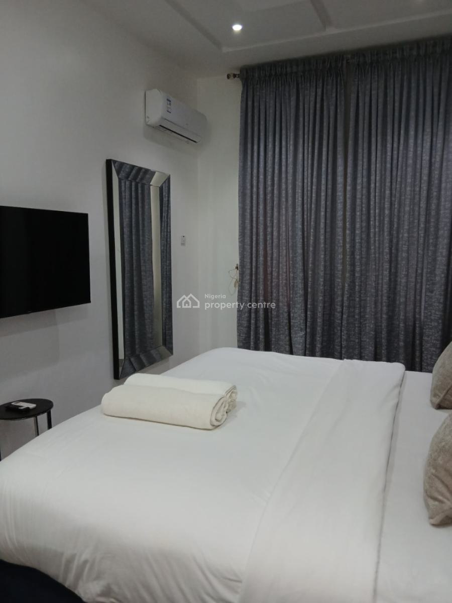 Semi-furnished 4-bedroom Terrace, Old Ikoyi, Ikoyi, Lagos, Terraced Duplex for Sale