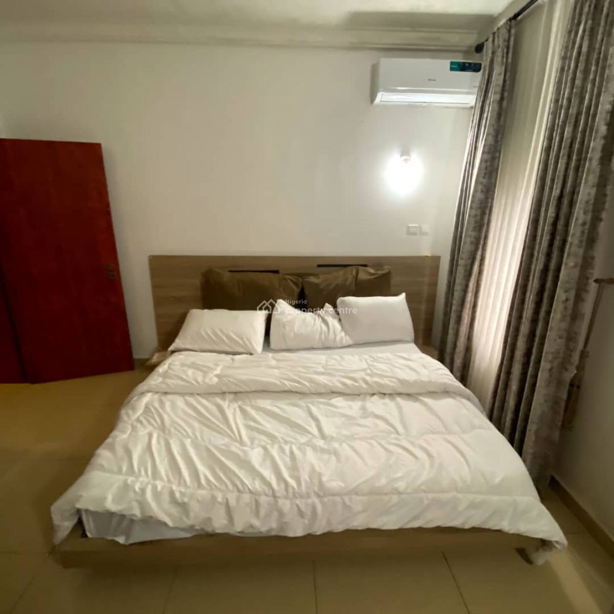 a Well-built Serviced & Furnished 2bedroom Flat, Diplomatic Zone (katampe Extension Abuja), Katampe Extension, Katampe, Abuja, Flat / Apartment Short Let