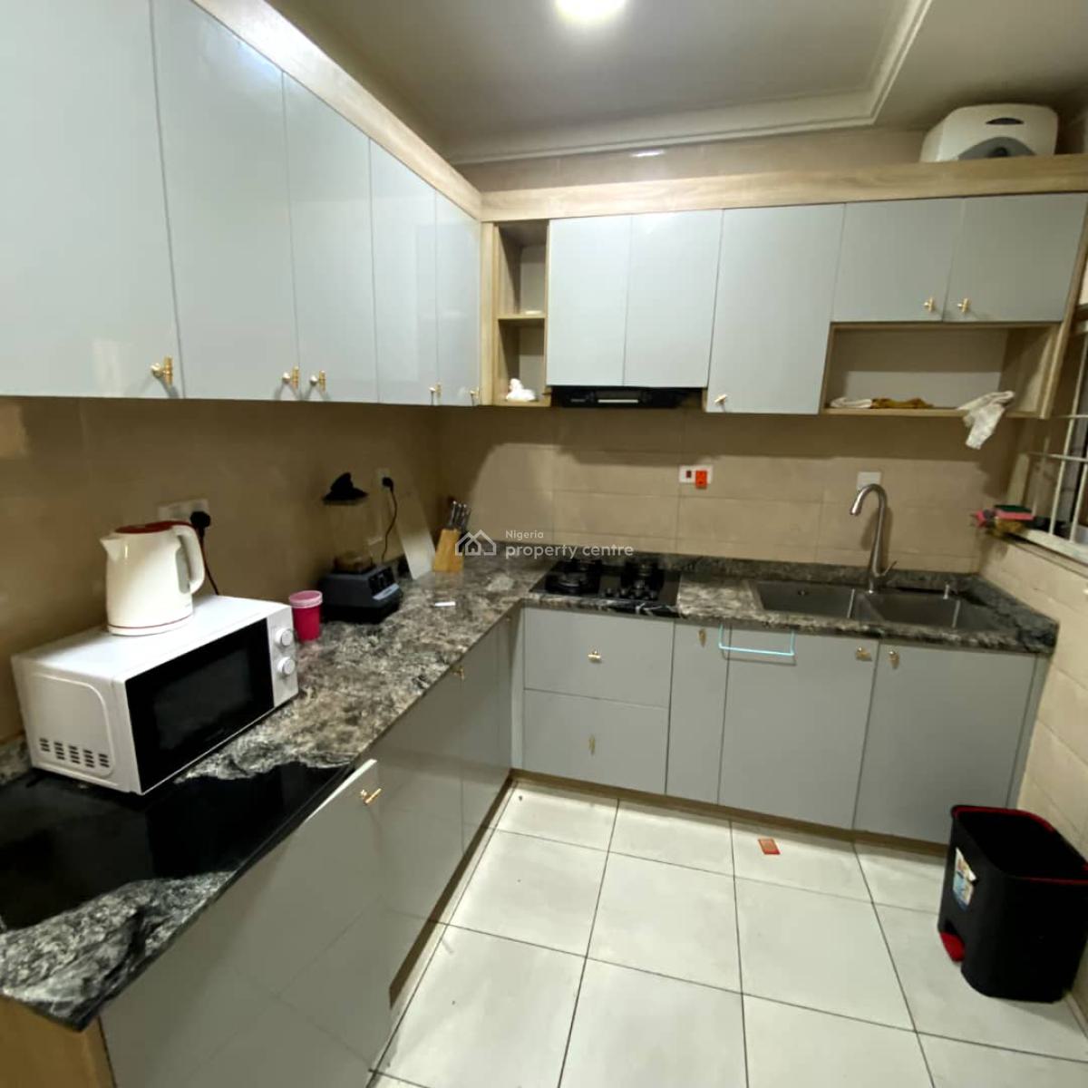 a Well-built Serviced & Furnished 2bedroom Flat, Diplomatic Zone (katampe Extension Abuja), Katampe Extension, Katampe, Abuja, Flat / Apartment Short Let