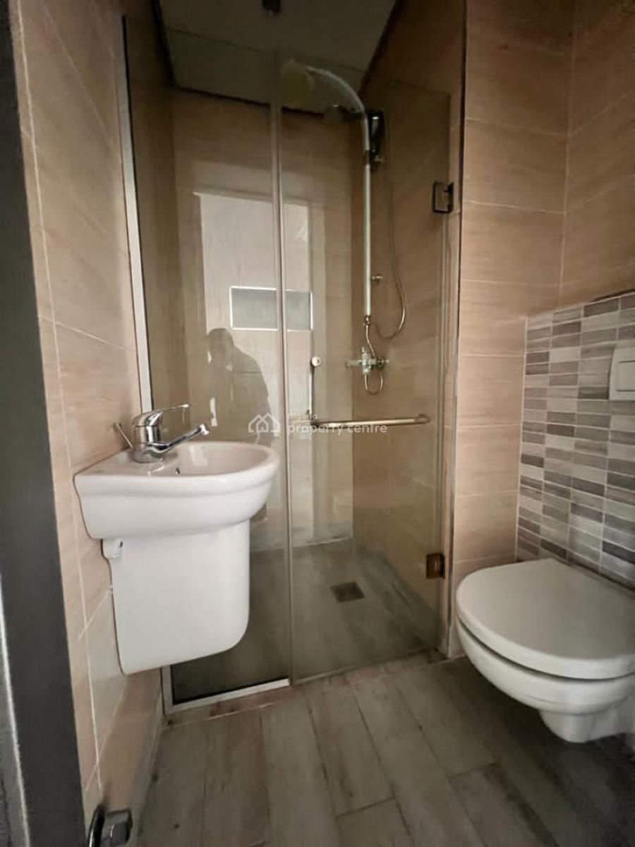 5-bedroom Semi-detached Duplex with a Room Bq, Pinnock Beach Estate., Osapa, Lekki, Lagos, Semi-detached Duplex for Rent
