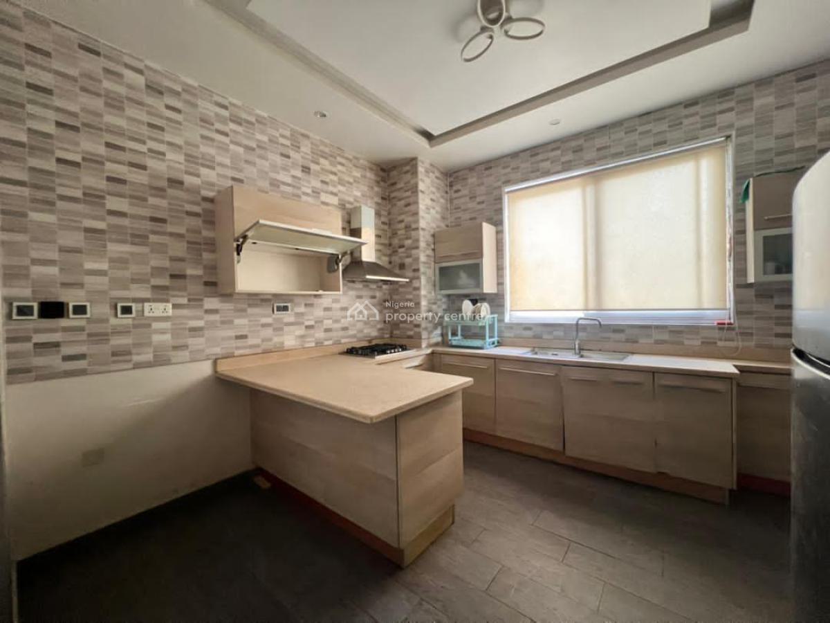 5-bedroom Semi-detached Duplex with a Room Bq, Pinnock Beach Estate., Osapa, Lekki, Lagos, Semi-detached Duplex for Rent