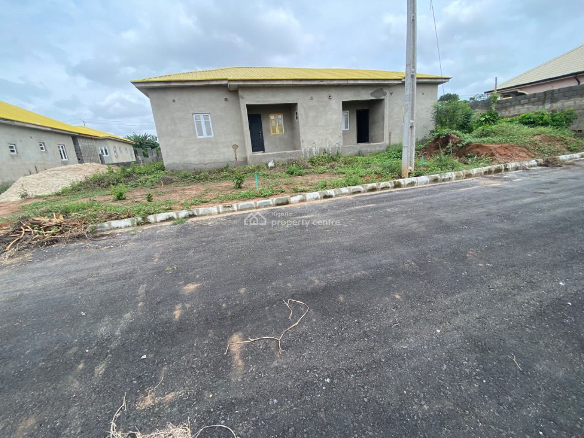 Semi Detached 2 Bedroom Bungalow, Kings Court Kemta Housing Estate, Phase 2 Abeokuta, Abeokuta South, Ogun, Semi-detached Bungalow for Sale