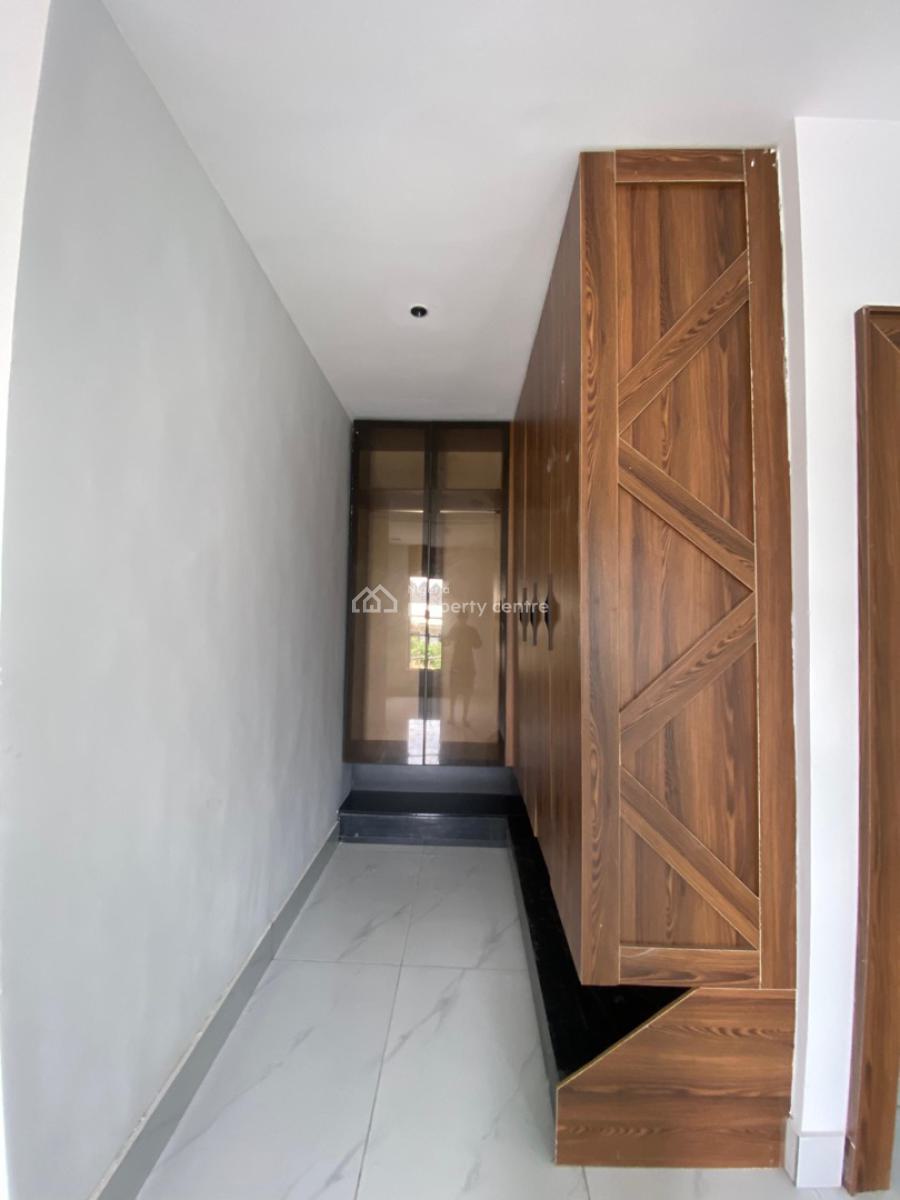 2 Bedroom Flat Apartment with Chef Quarters and Bq, Agungi, Lekki, Lagos, Flat / Apartment for Sale
