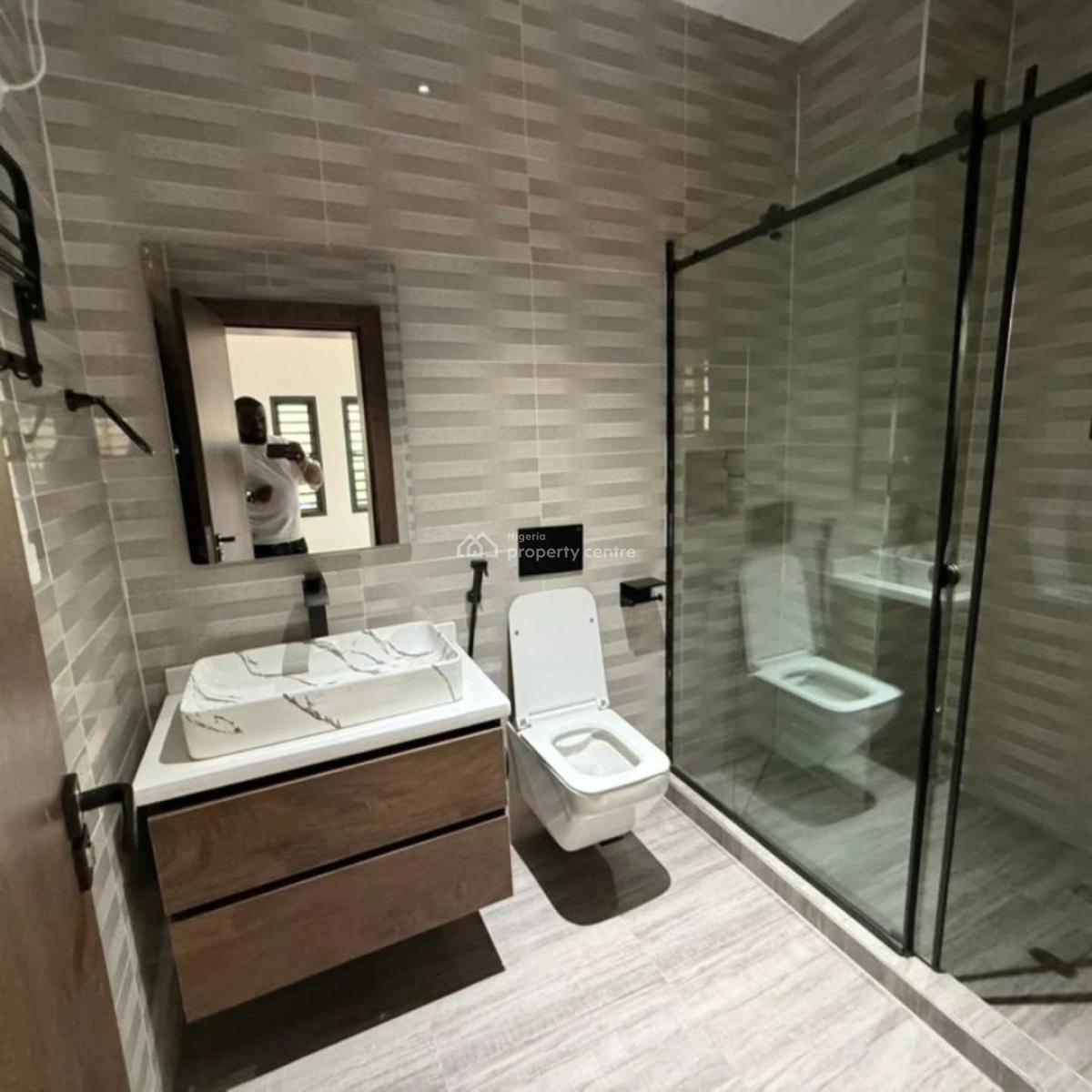 Spacious 3 Bedroom Apartment in a Serene Estate, Mabushi, Abuja, Block of Flats for Sale