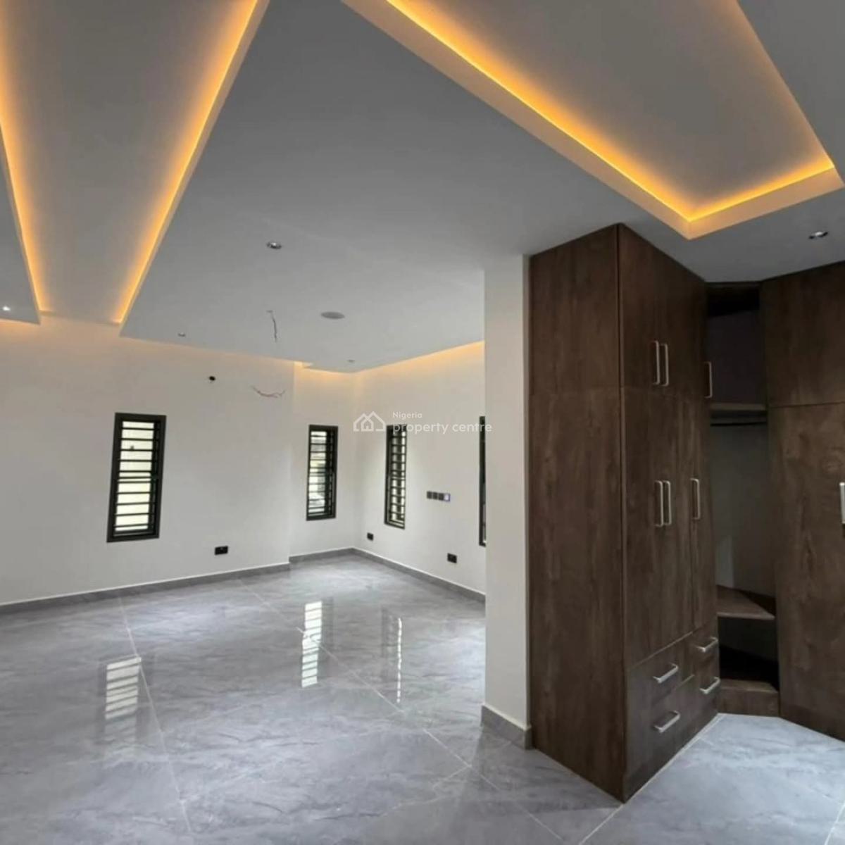 Spacious 3 Bedroom Apartment in a Serene Estate, Mabushi, Abuja, Block of Flats for Sale