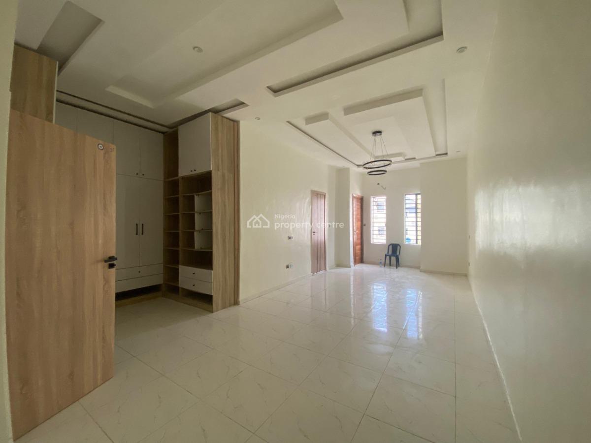 4 Bedrooms Semi Detached Duplex, Ikota Villa Estate, Lekki Lagos, Lekki, Lagos, Semi-detached Duplex for Sale
