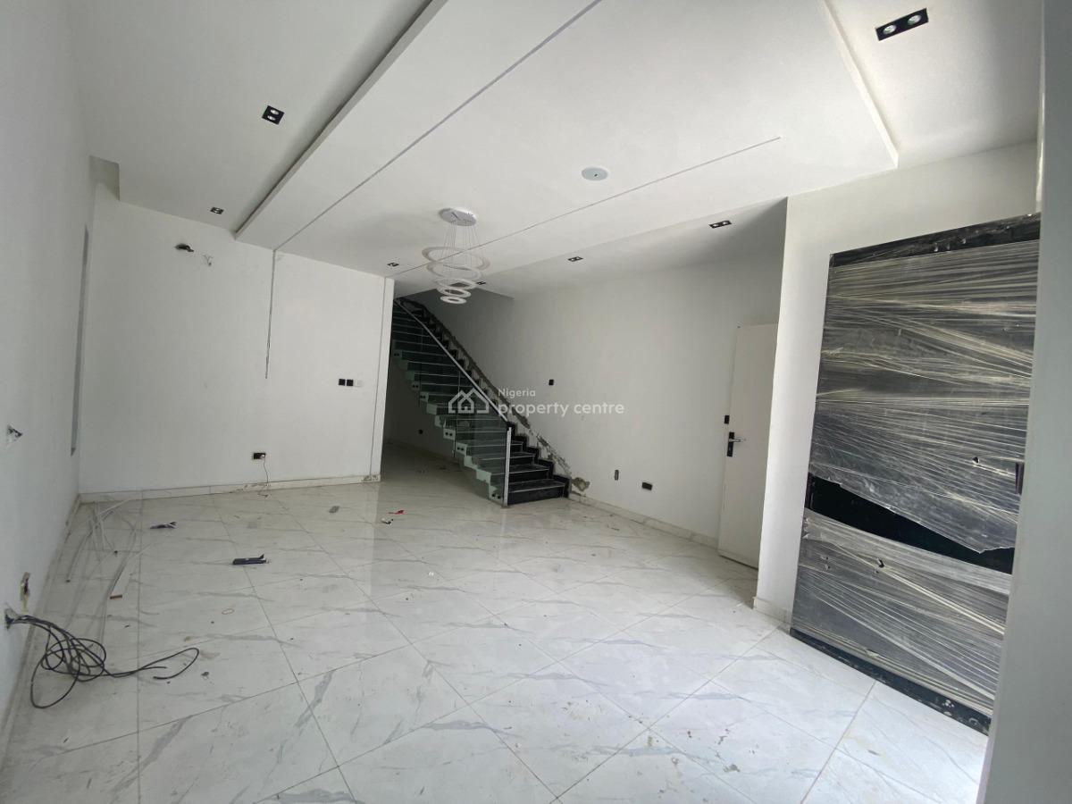 4 Bedrooms Semi Detached Duplex with Bq, Ikota Villa Estate, Lekki Lagos, Lekki, Lagos, Semi-detached Duplex for Sale