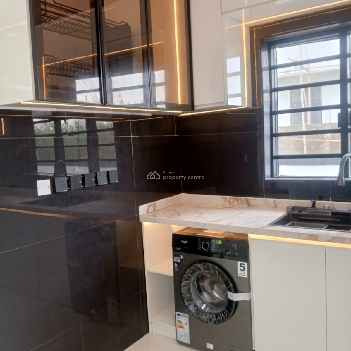 5 Bedroom Detached Duplex with a Swimming Pool and a Bq, Ajah, Lagos, Detached Duplex for Sale