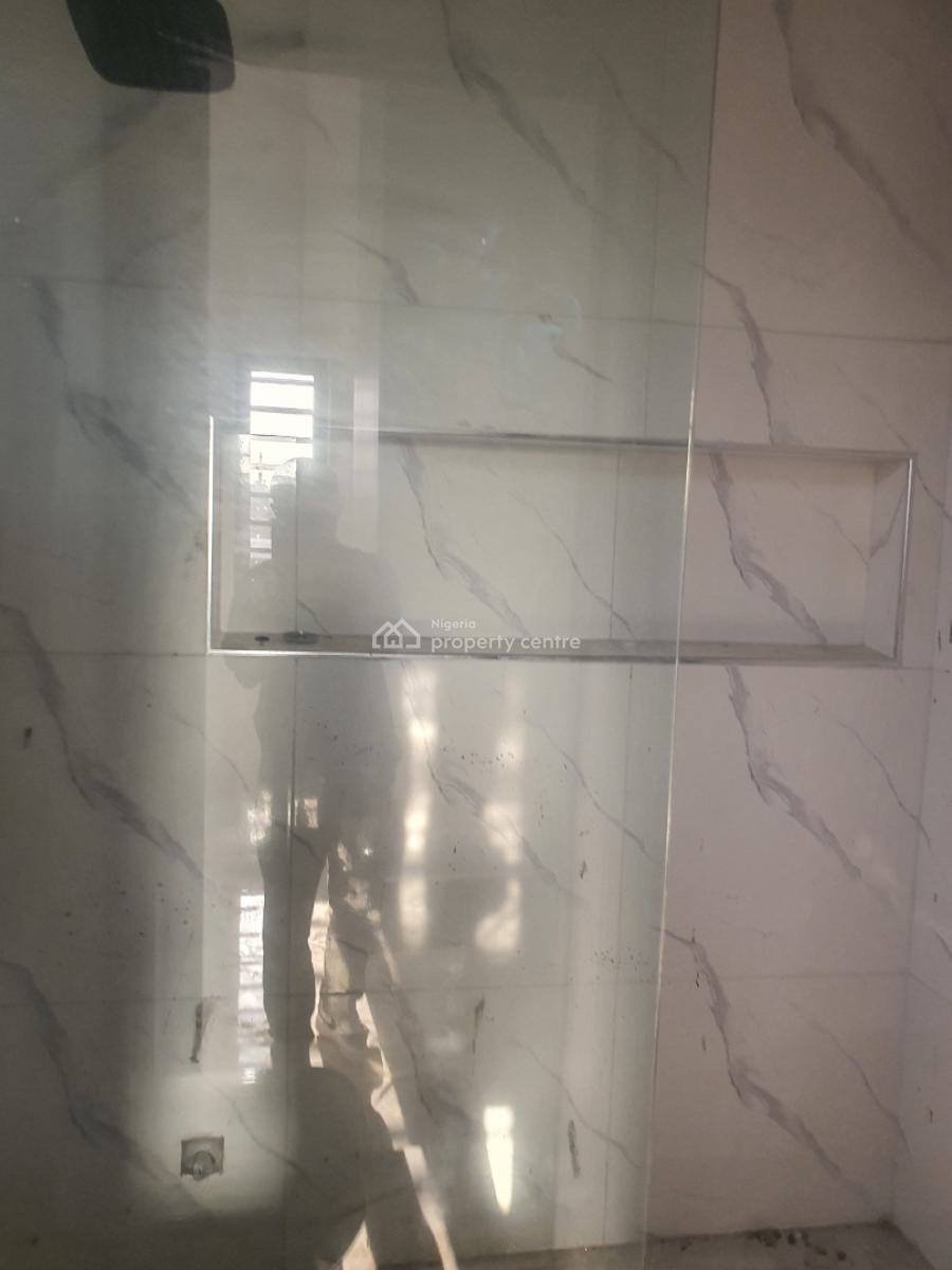 Luxury and Elegant 2 Bedroom Flat in Well Paved and Secured Compound, Badore Road, Badore, Ajah, Lagos, Flat / Apartment for Rent