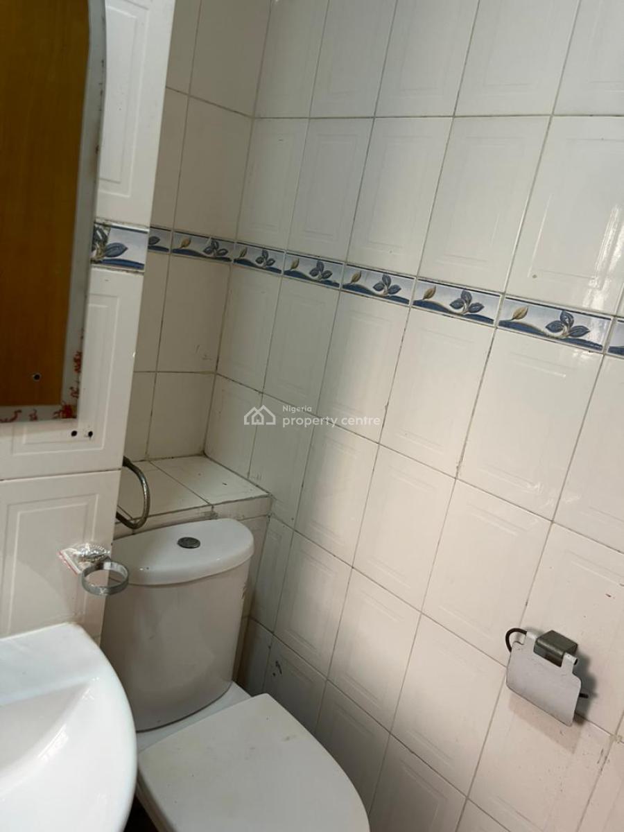 Spacious Mini-flat Upstairs with an Open Kitchen Plan and Extractor, in a Mini Estate, Idado, Lekki, Lagos, Mini Flat (room and Parlour) for Rent