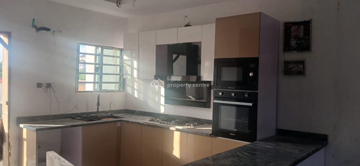 Newly Built 3 Bedroom Apartment Available in a Serene Estate., Yaba,gra, Yaba, Lagos, Flat / Apartment for Sale