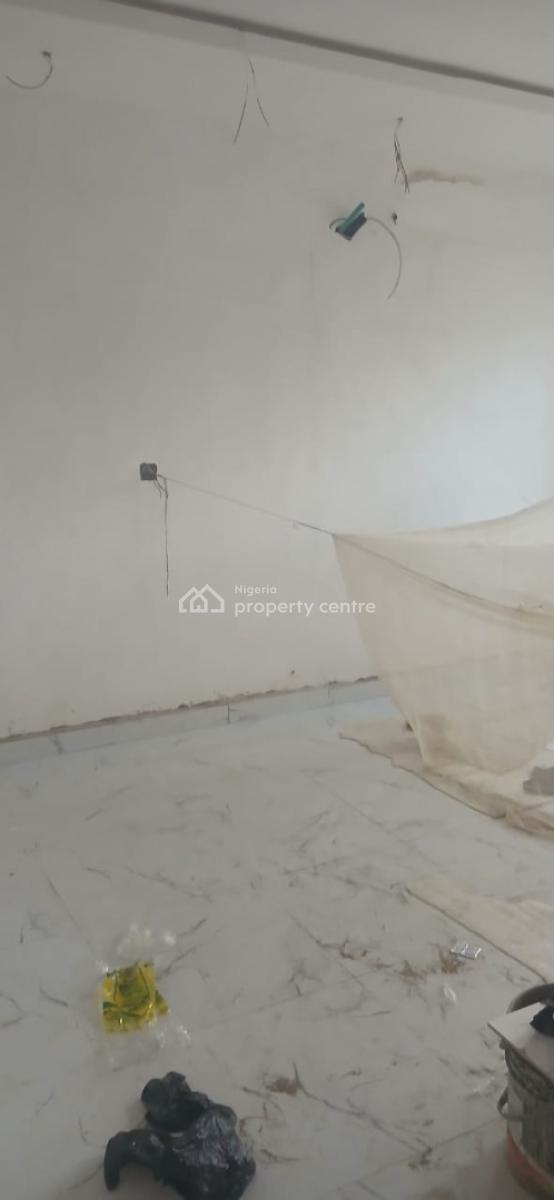 Newly Built 3 Bedroom Apartment Available in a Serene Estate., Yaba,gra, Yaba, Lagos, Flat / Apartment for Sale