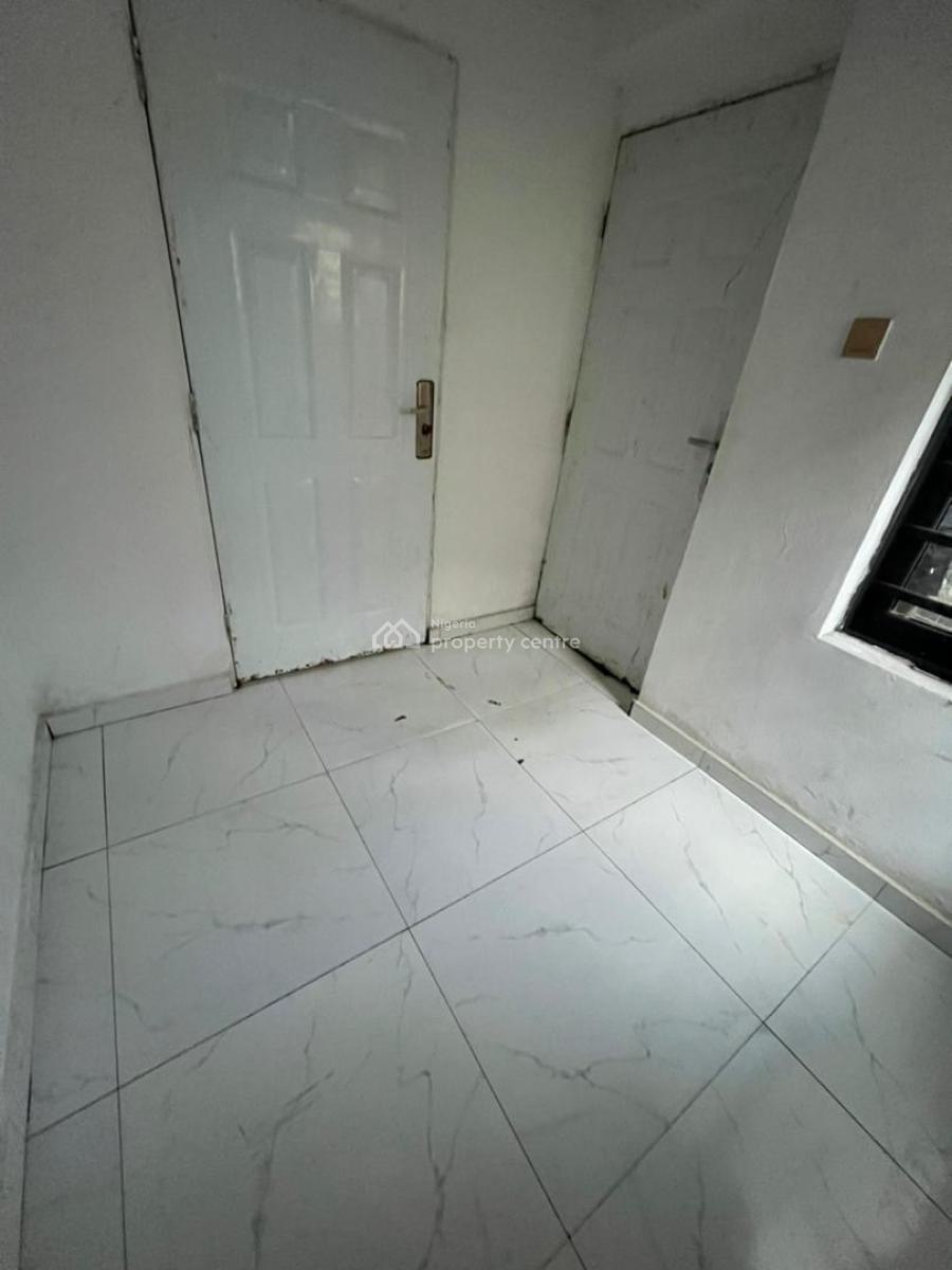 Bq Available in a Shared Apartment, Divine Homes, Thomos Estate, Ajah, Lagos, House for Rent