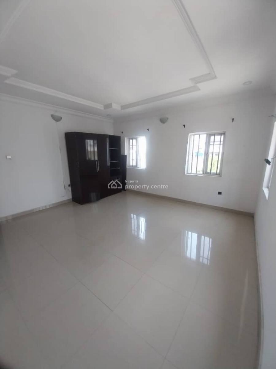 Sharp 3 Bedroom Flat, Ikota Villa Estate Ikota Lekki Lagos, Ikota, Lekki, Lagos, Flat / Apartment for Rent