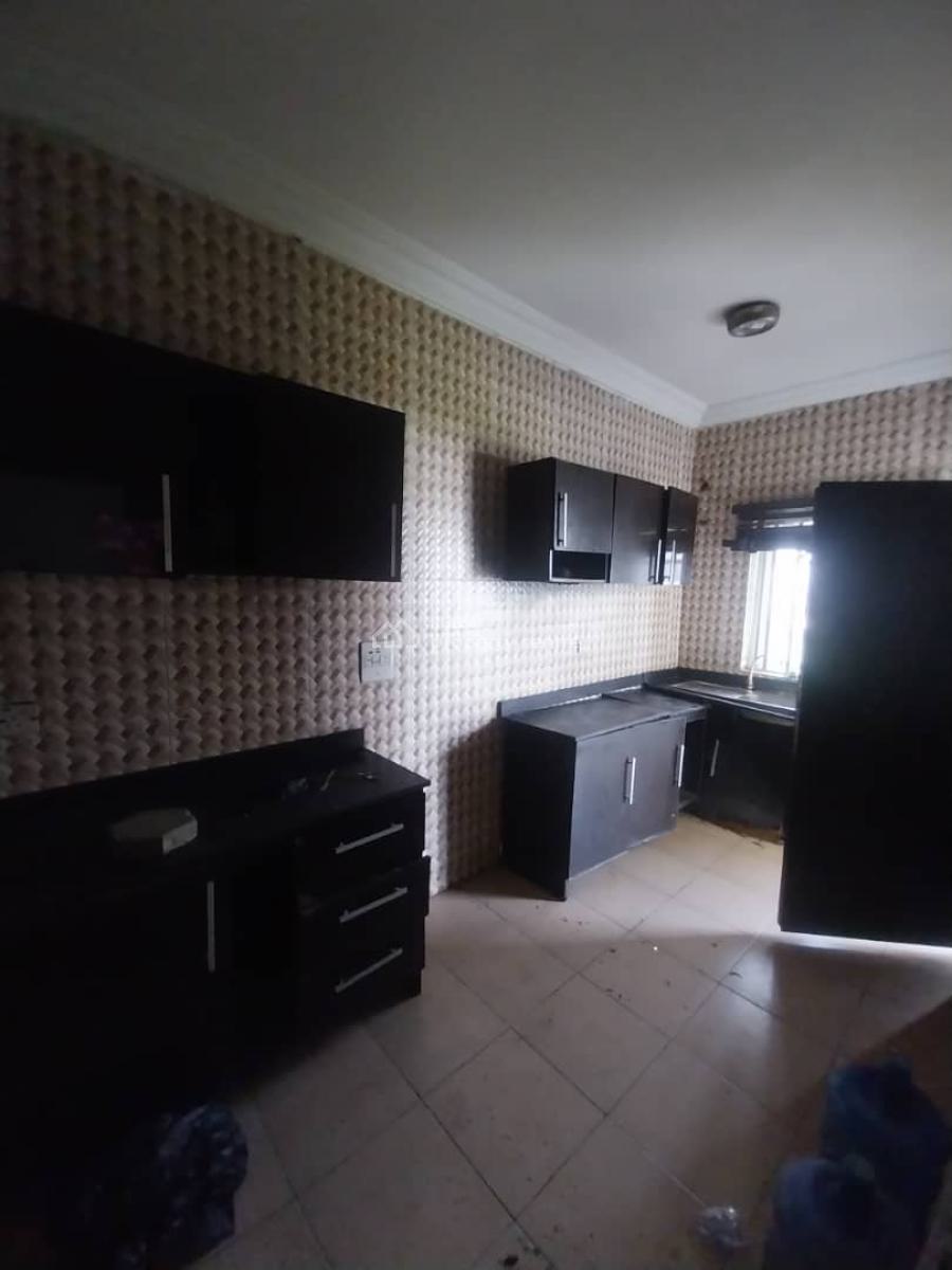 Sharp 3 Bedroom Flat, Ikota Villa Estate Ikota Lekki Lagos, Ikota, Lekki, Lagos, Flat / Apartment for Rent