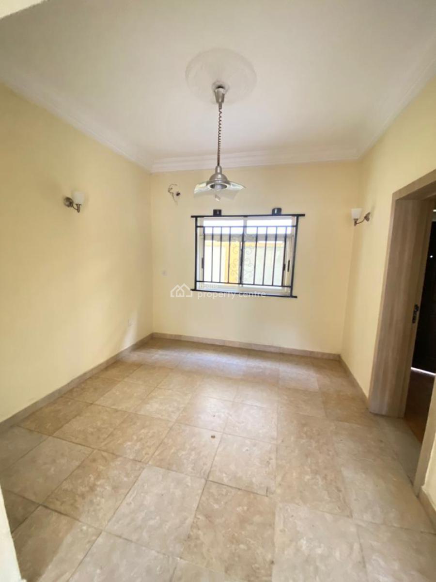 Clean and Spacious 3 Bedroom Apartment in an Estate, Ikota, Lekki, Lagos, Flat / Apartment for Rent