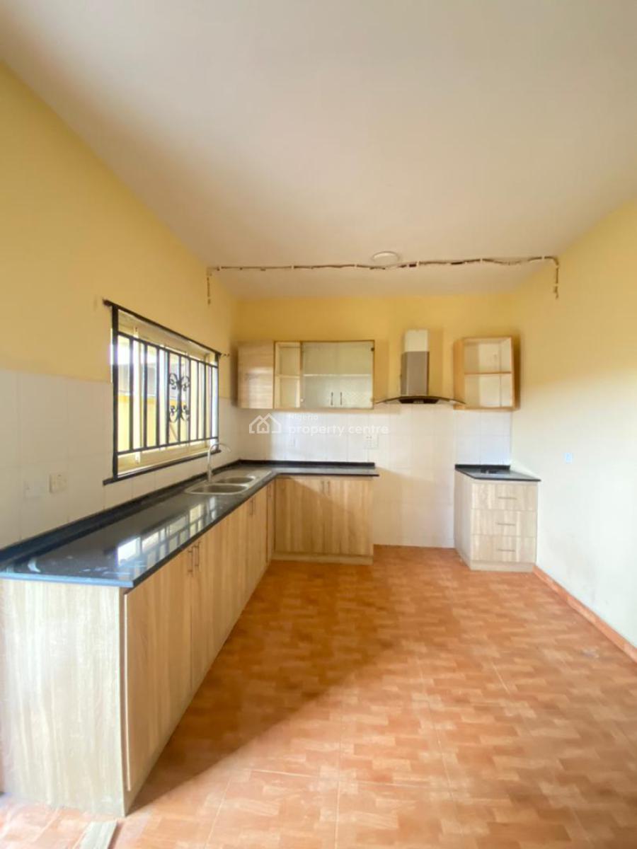 Clean and Spacious 3 Bedroom Apartment in an Estate, Ikota, Lekki, Lagos, Flat / Apartment for Rent