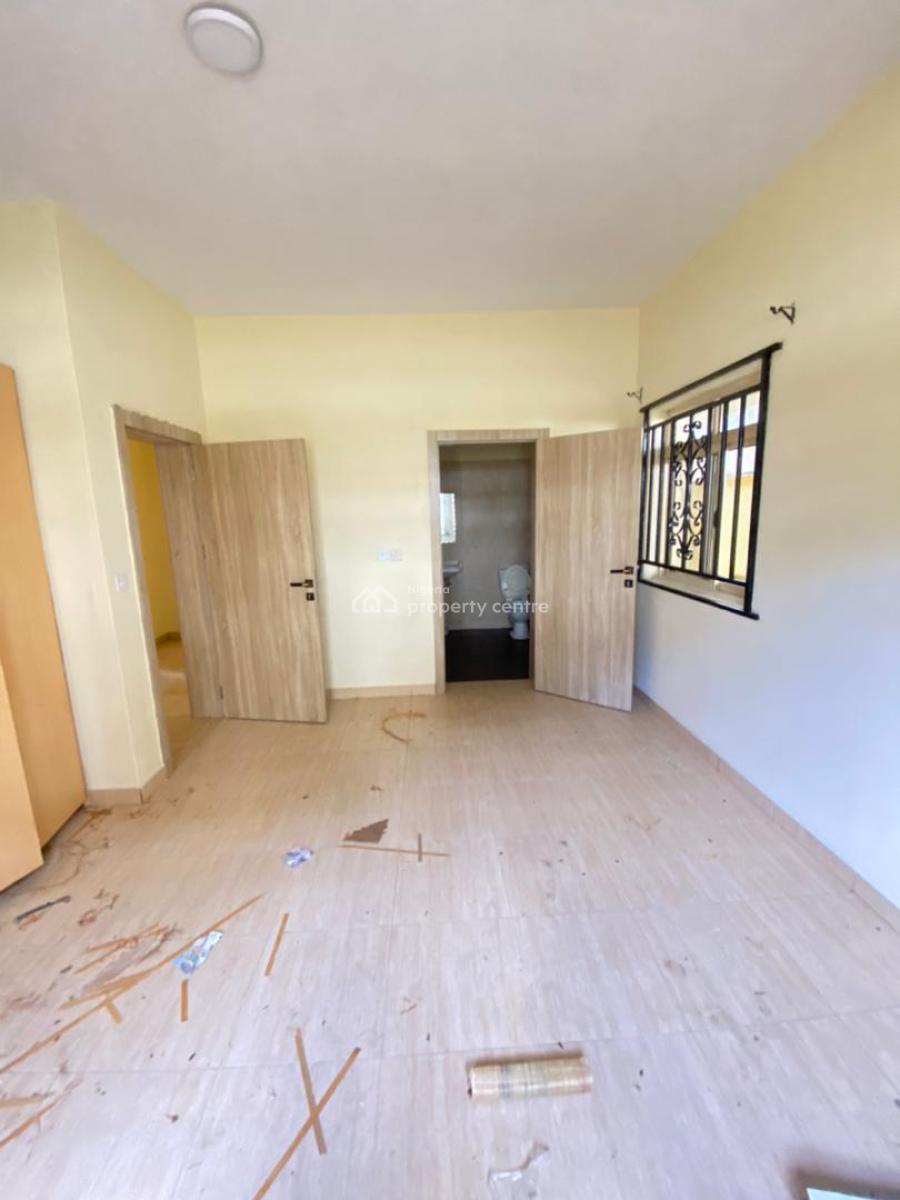 Clean and Spacious 3 Bedroom Apartment in an Estate, Ikota, Lekki, Lagos, Flat / Apartment for Rent