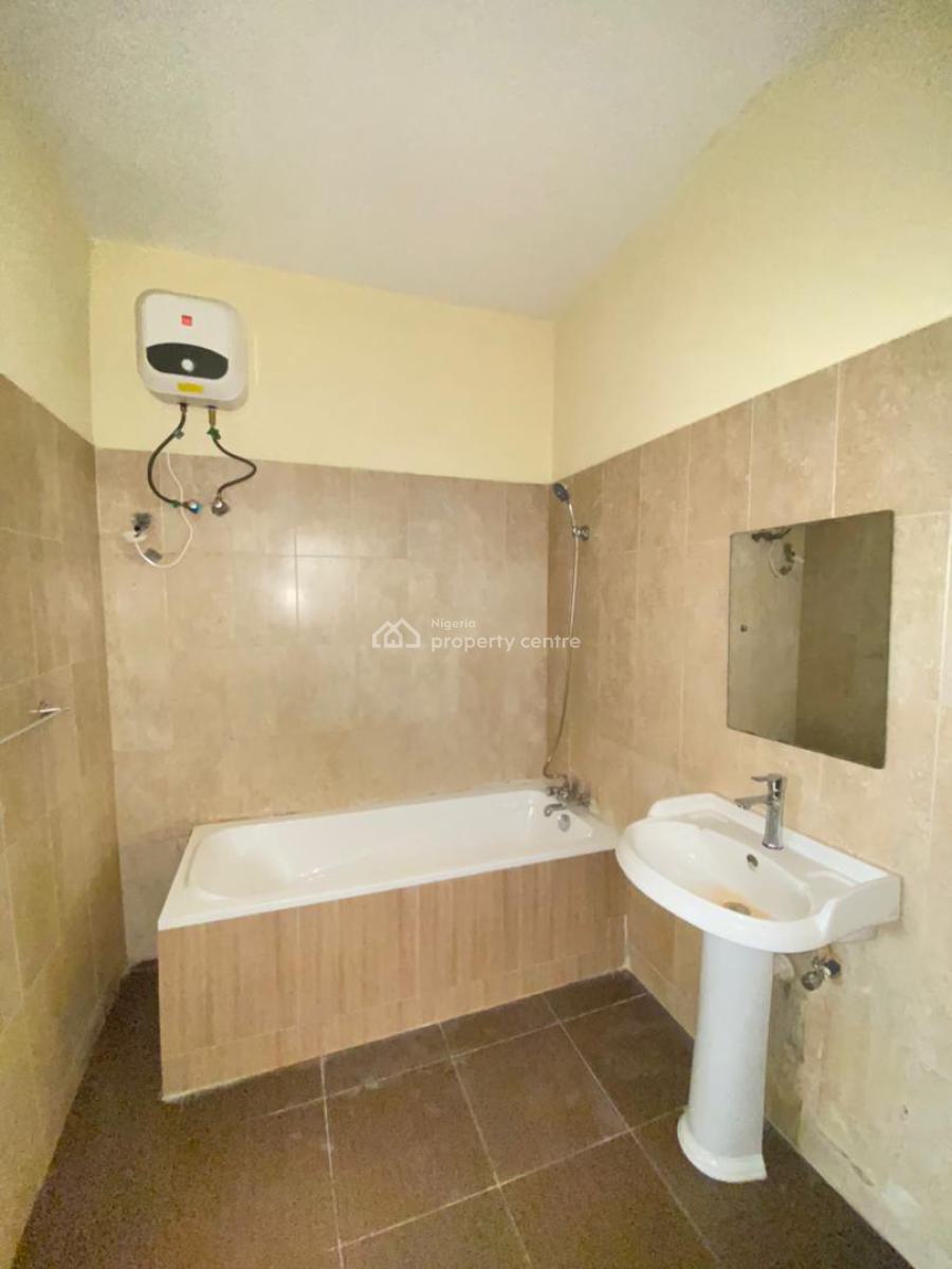 Clean and Spacious 3 Bedroom Apartment in an Estate, Ikota, Lekki, Lagos, Flat / Apartment for Rent