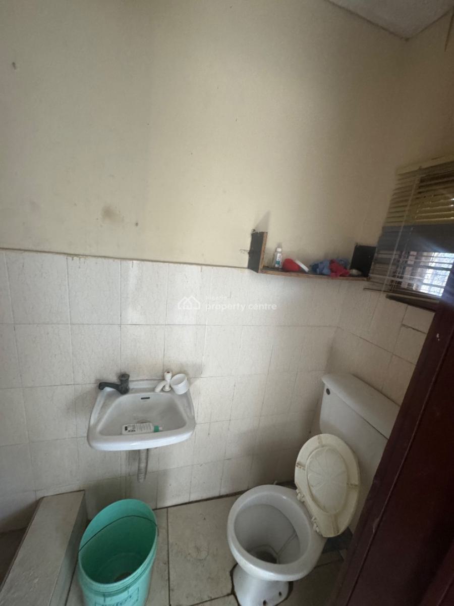 a Well Maintained 2 Bedroom Self Service Semi Detached Bungalow, Resttlement, Oniru, Victoria Island (vi), Lagos, Semi-detached Duplex for Rent