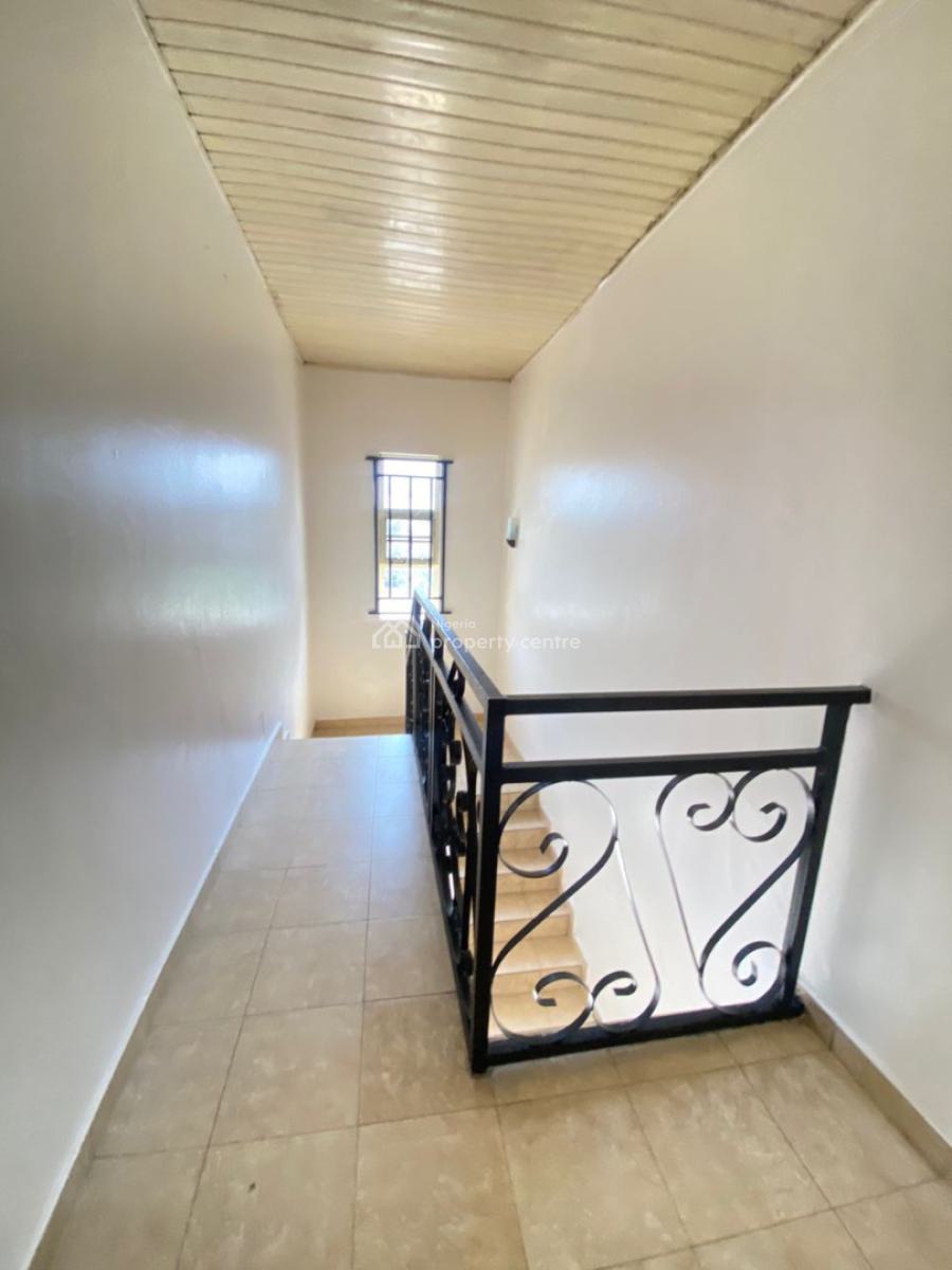 Clean & Spacious 3 Bedroom Apartment, Ikota, Lekki, Lagos, Flat / Apartment for Rent