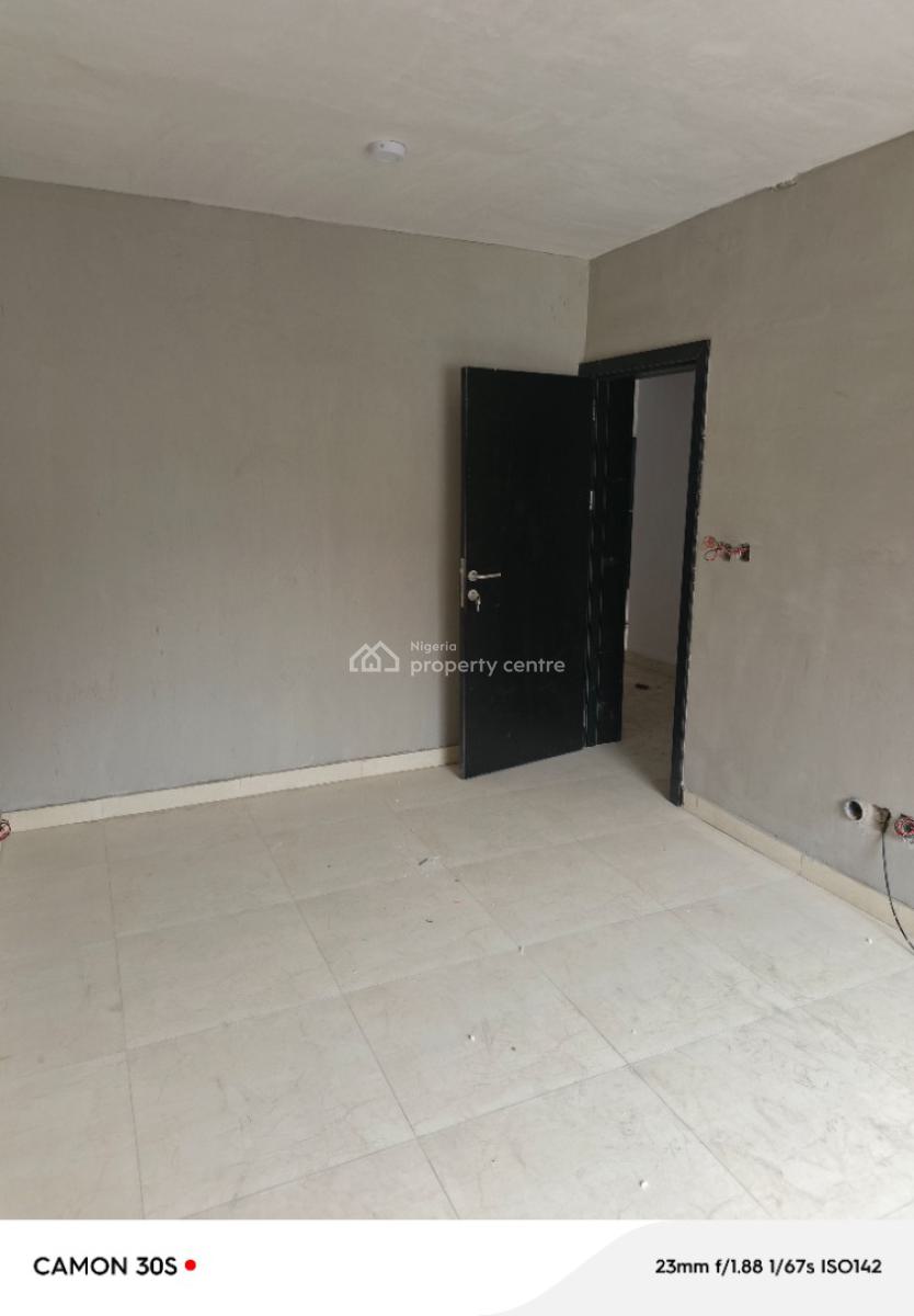 Brand New Tastefully Finished 2 Bedroom Apartment, Creeklane Estate, Dr Kennedy Okonkwo Street, Osapa, Lekki, Lagos, Flat / Apartment for Sale