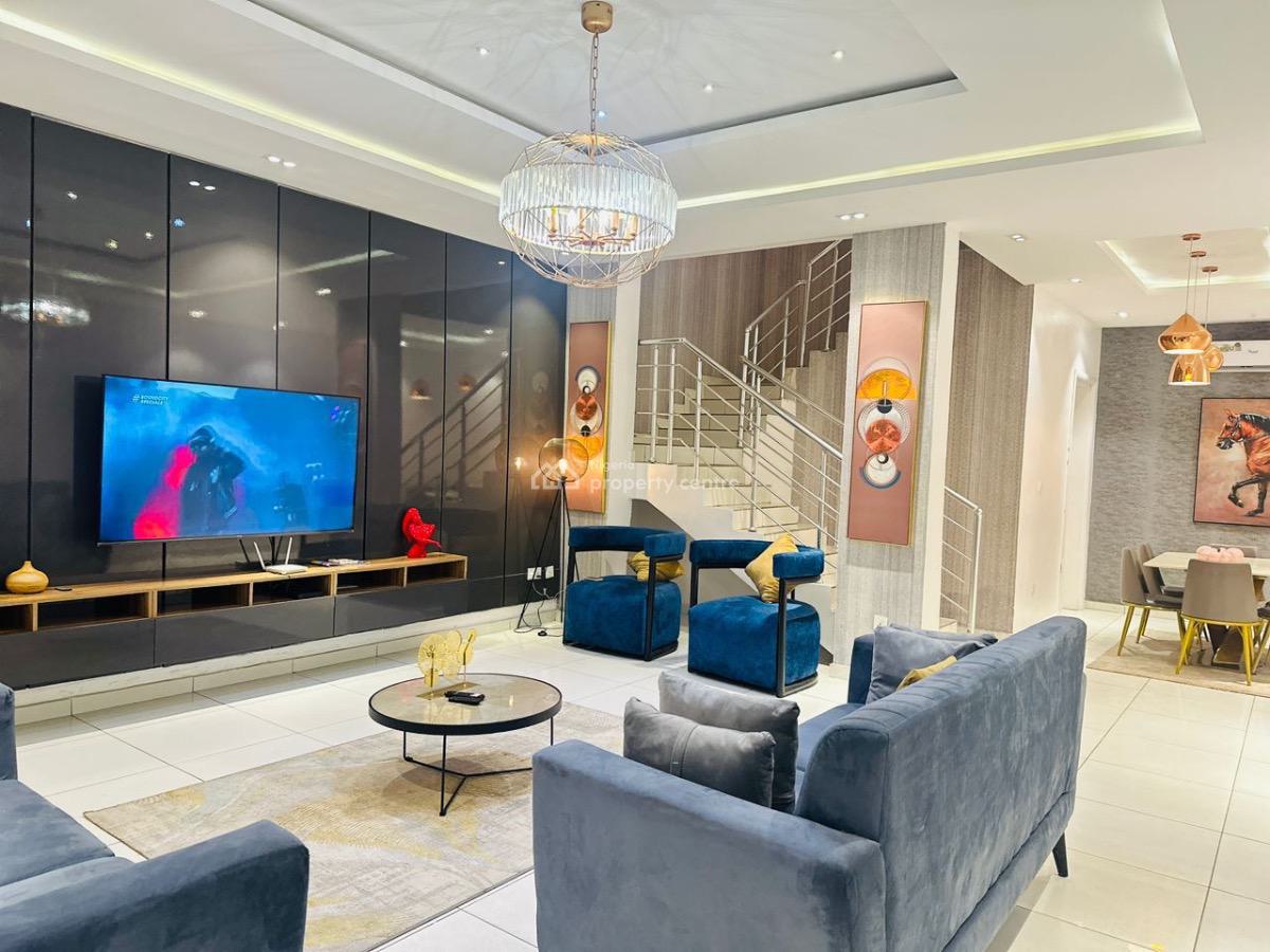 Luxury 4 Bedroom Apartment with Pool, Lekki Phase 1, Lekki, Lagos, Flat / Apartment Short Let