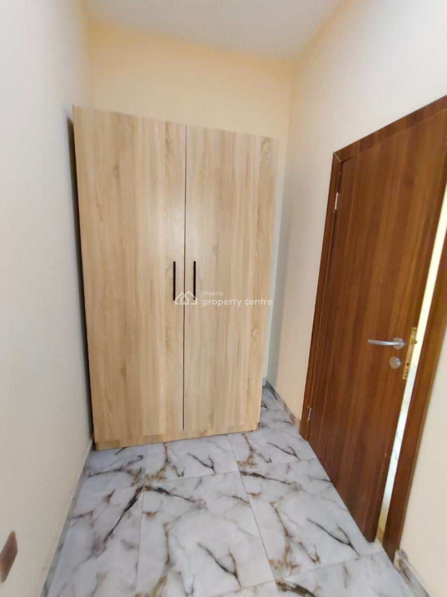 Sharp 2 Bedrooms Apartment, Off Abraham Adesanya, Ajah, Lagos, Flat / Apartment for Rent