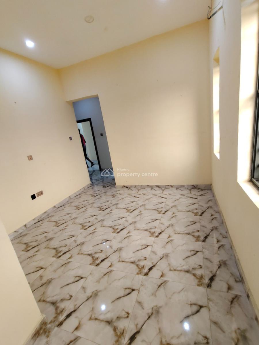 Sharp 2 Bedrooms Apartment, Off Abraham Adesanya, Ajah, Lagos, Flat / Apartment for Rent