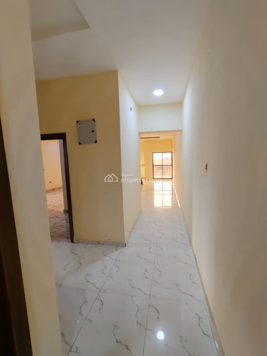 Sharp 2 Bedrooms Apartment, Off Abraham Adesanya, Ajah, Lagos, Flat / Apartment for Rent