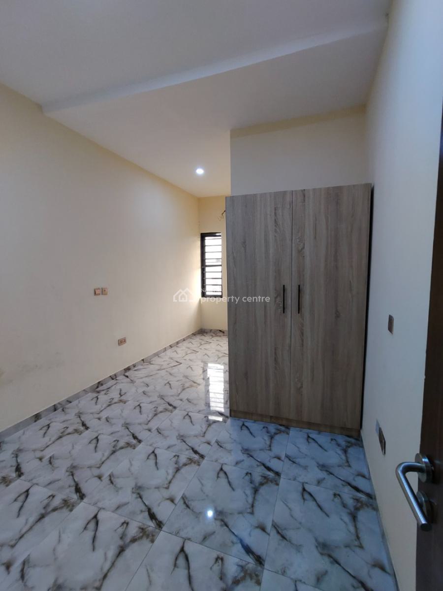 Sharp 2 Bedrooms Apartment, Off Abraham Adesanya, Ajah, Lagos, Flat / Apartment for Rent