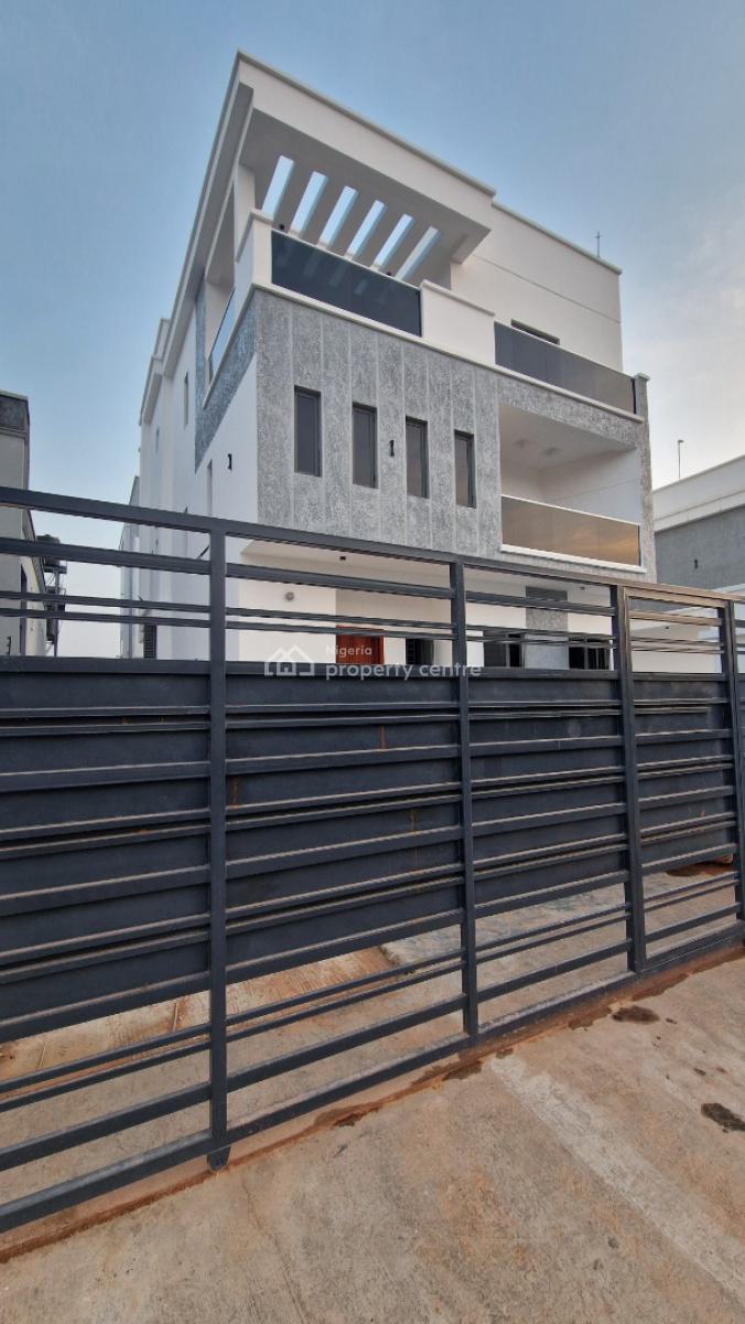 4 Bedrooms Fully Detached Triplex, Basement with Cinema & Game House, Kolapo Ishola Gra, Akobo, Ibadan, Oyo, Detached Duplex for Sale