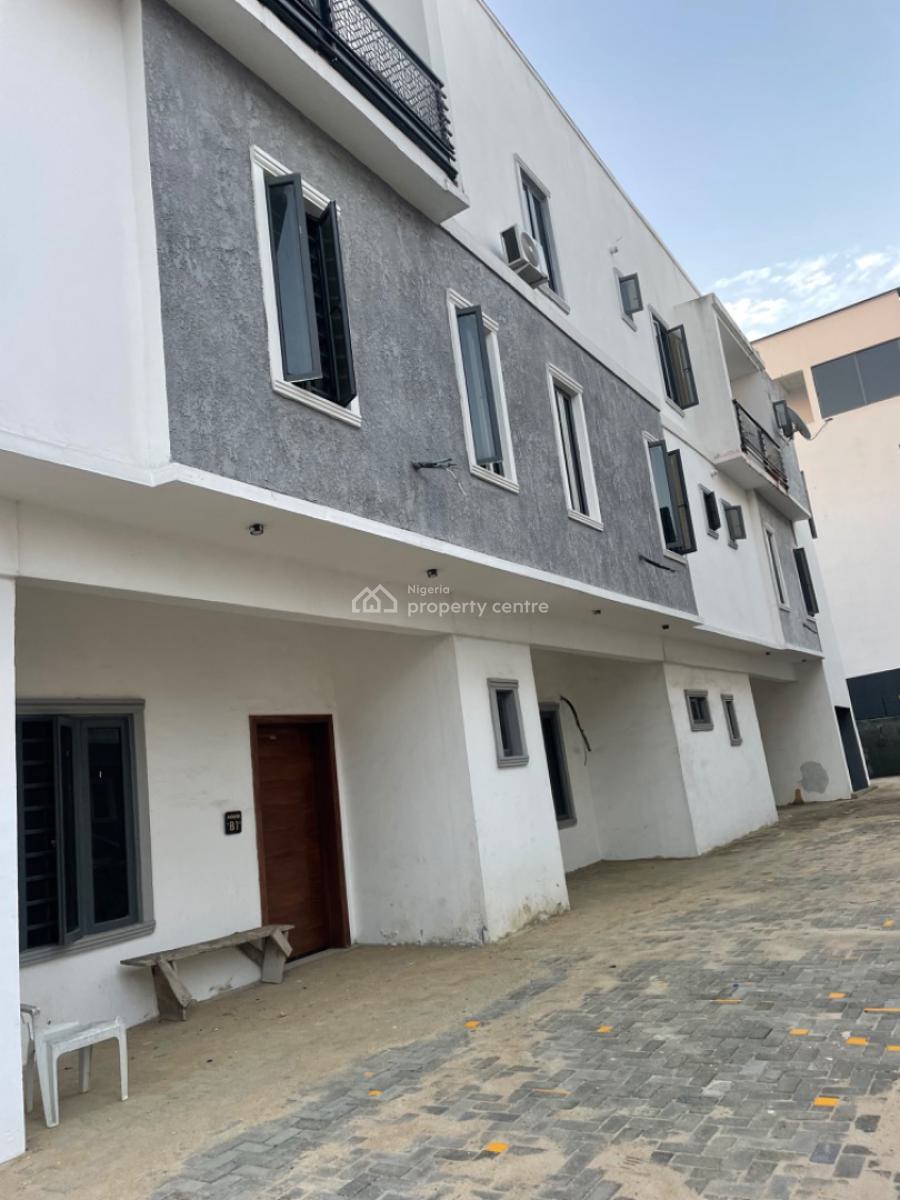Exclusive 5 Bedroom Terraced Duplex, Ologolo, Lekki, Lagos, Terraced Duplex for Sale