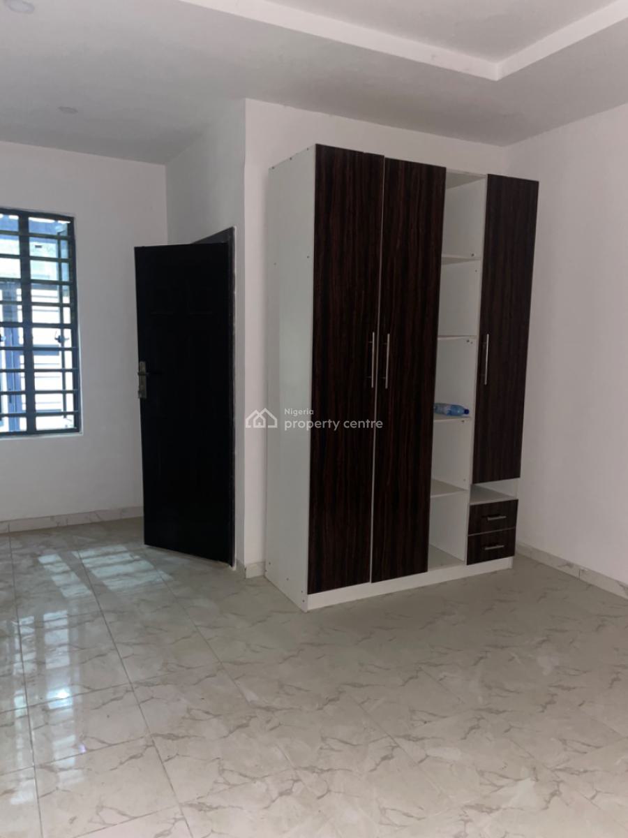 Exclusive 5 Bedroom Terraced Duplex, Ologolo, Lekki, Lagos, Terraced Duplex for Sale