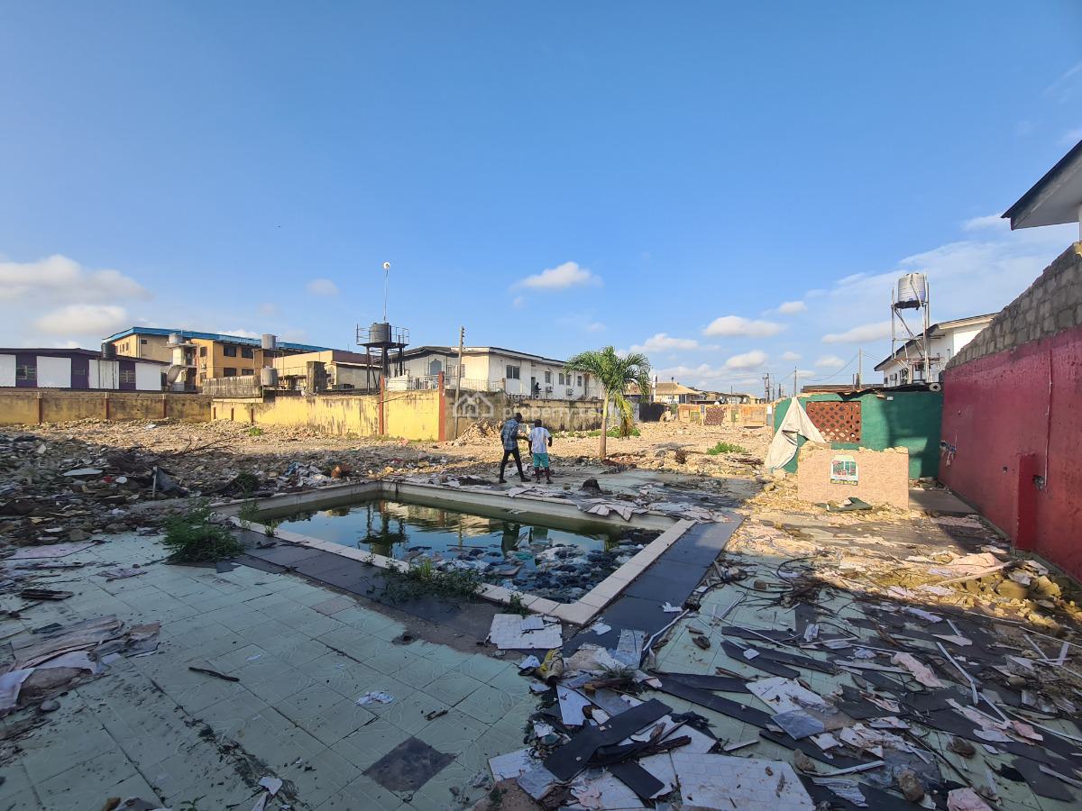 Dry Bareland of 1627sqm Directly on The Road, Ire Akari Road, Isolo, Lagos, Mixed-use Land for Sale