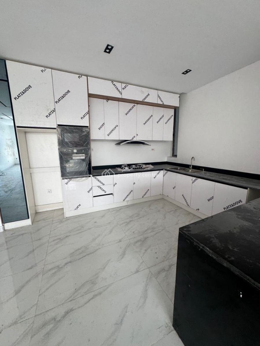 Luxury 2 Bedroom Apartment, Lekki Right Off Tf Kuboye, Lekki Phase 1, Lekki, Lagos, Flat / Apartment for Sale