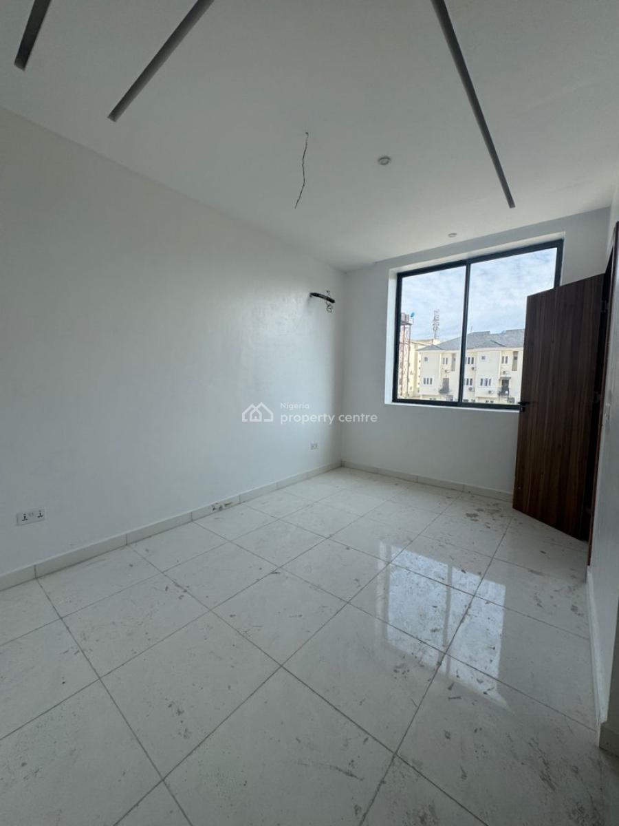 Luxury 2 Bedroom Apartment, Lekki Right Off Tf Kuboye, Lekki Phase 1, Lekki, Lagos, Flat / Apartment for Sale