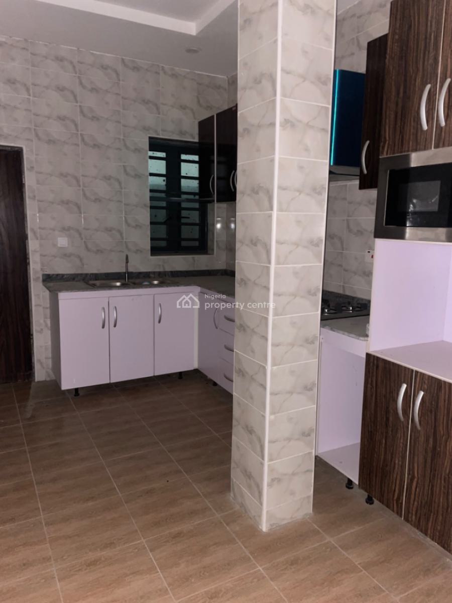 Exclusive 4 Bedroom Terraced Duplex, Ologolo, Lekki, Lagos, Terraced Duplex for Rent