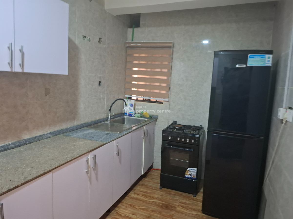 Nice Furnished 3 Bedroom Flat on First Floor, Nice Location at Maitama, Maitama District, Abuja, Flat / Apartment for Rent