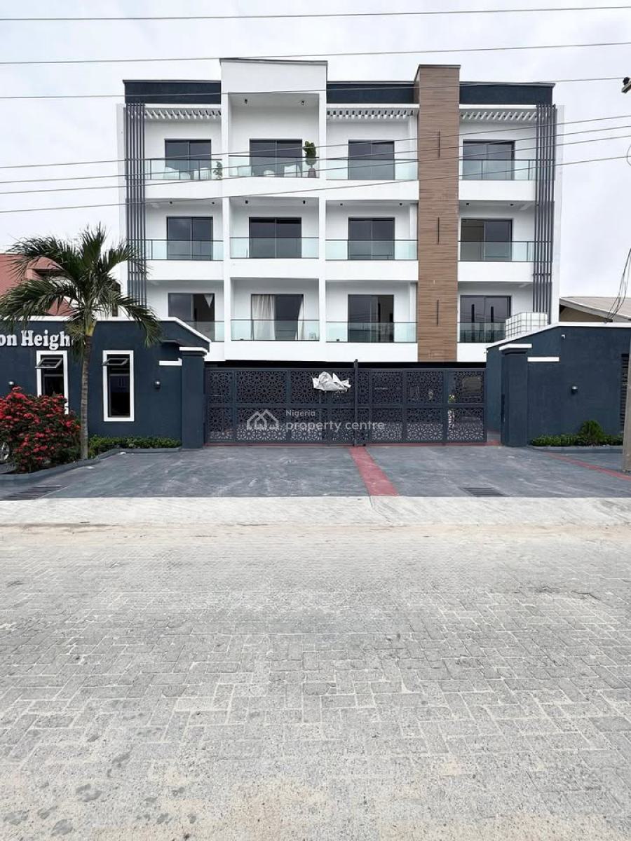 3 Bedroom Apartment with Swimming Available, Lekki Phase 1, Lekki, Lagos, Flat / Apartment for Rent