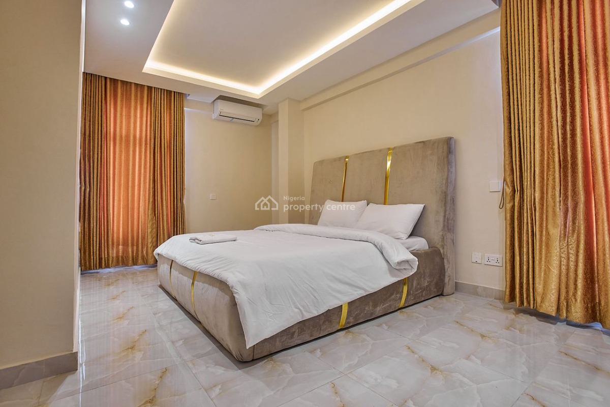 a Luxury Block of Flat, Lekki Phase 1, Lekki, Lagos, Commercial Property for Sale