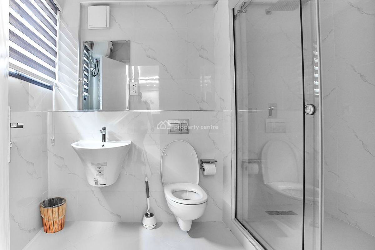a Luxury Block of Flat, Lekki Phase 1, Lekki, Lagos, Commercial Property for Sale